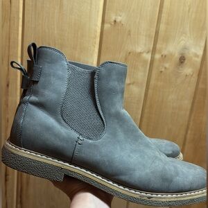 Men's Gray Chelsea Boots
